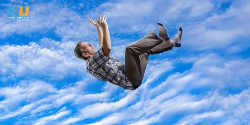 Ý nghĩa tâm lý và tâm linh của giấc mơ bị rơi